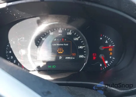 2017 Kia Sorento 3.3L Lx из США, поврежденный, VIN 5XYPG4A58HG226840